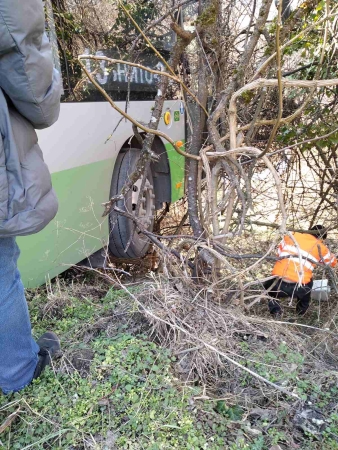 Денонощна Пътна помощ(репатриране) на всички видове камиони и автобуси. Бързо отзоваване и коректност. Възможност за действие във всяка точка на страната и чужбина. 