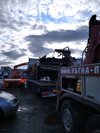 Денонощна Пътна помощ(репатриране) на всички видове камиони и автобуси. Бързо отзоваване и коректност. Възможност за действие във всяка точка на страната и чужбина. 