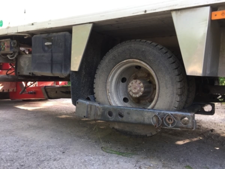 Денонощна Пътна помощ(репатриране) на всички видове камиони и автобуси. Бързо отзоваване и коректност. Възможност за действие във всяка точка на страната и чужбина. 