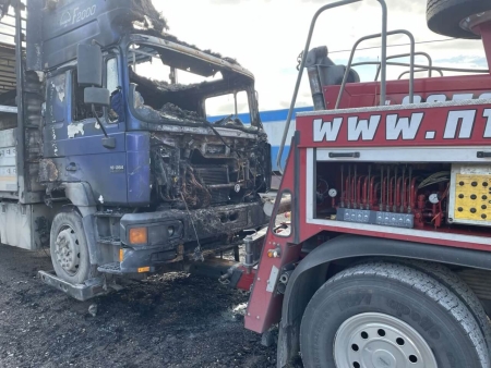 Денонощна Пътна помощ(репатриране) на всички видове камиони и автобуси. Бързо отзоваване и коректност. Възможност за действие във всяка точка на страната и чужбина. 