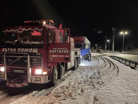 Репатриране на 15 тоннен Мерцедес Атего с повреден двигател около Витиня