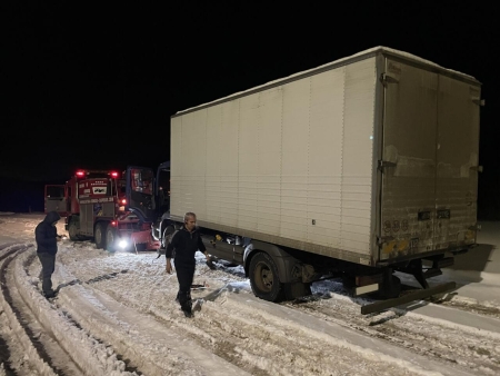 Репатриране на 15 тоннен Мерцедес Атего с повреден двигател около Витиня