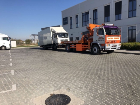 Денонощна Пътна помощ(репатриране) на всички видове камиони и автобуси. Бързо отзоваване и коректност. Възможност за действие във всяка точка на страната и чужбина.