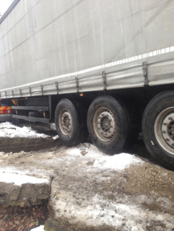 Денонощна Пътна помощ(репатриране) на всички видове камиони и автобуси. Бързо отзоваване и коректност. Възможност за действие във всяка точка на страната и чужбина. 